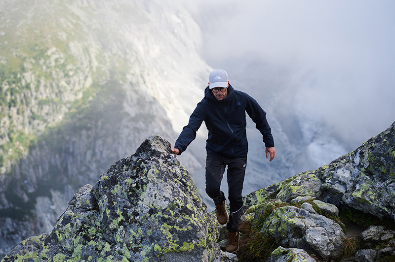 Getest: The North Face Dryzzle Futurelight Insulated regenjas